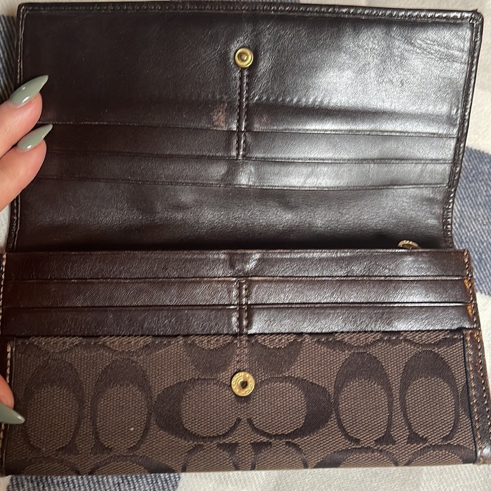 Wallet - Picture 2 of 3